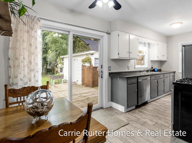 306 Orchard Avenue, Grand Haven, MI 49417