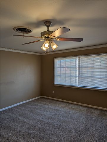 6912 Chippendale Drive, Fort Worth, TX 76134