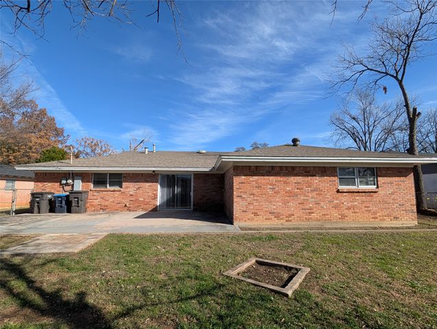 6912 Chippendale Drive, Fort Worth, TX 76134