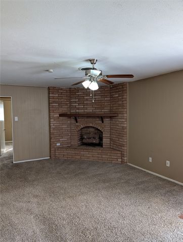 6912 Chippendale Drive, Fort Worth, TX 76134