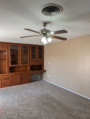 6912 Chippendale Drive, Fort Worth, TX 76134