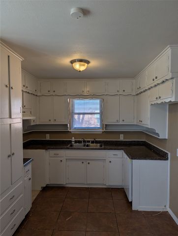 6912 Chippendale Drive, Fort Worth, TX 76134