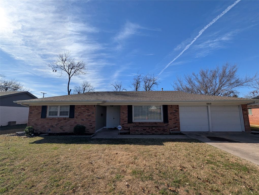 6912 Chippendale Drive, Fort Worth, TX 76134