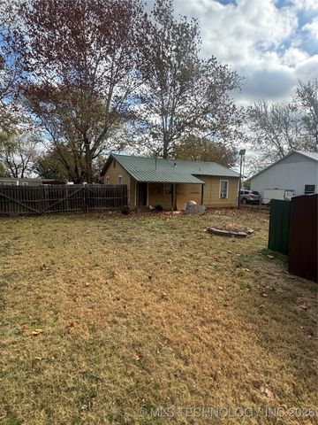 234 N 6th Street, Porter, OK 74454