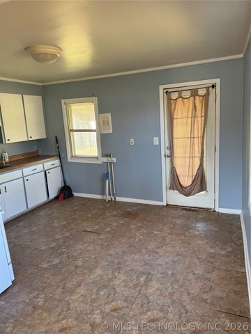 234 N 6th Street, Porter, OK 74454