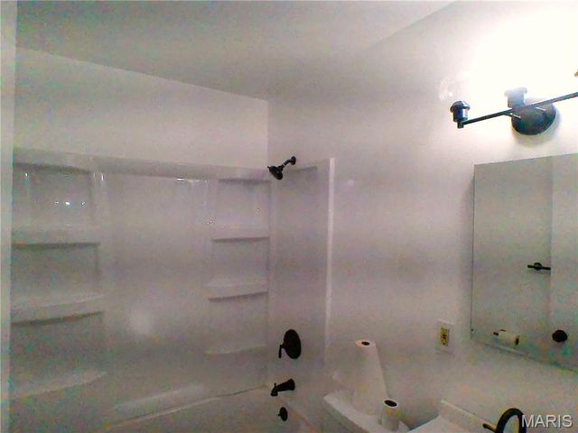 338 Lancashire Road, St Louis, MO 63137