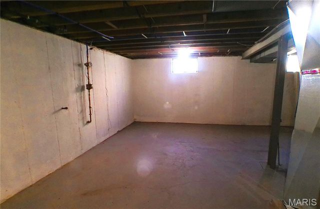 338 Lancashire Road, St Louis, MO 63137