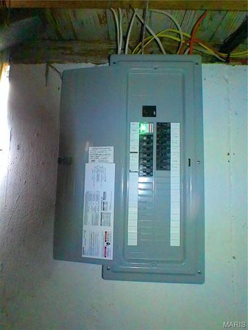 338 Lancashire Road, St Louis, MO 63137