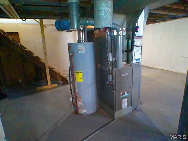 338 Lancashire Road, St Louis, MO 63137