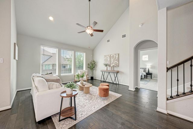 284 Everglade DR, Buda, TX 78610