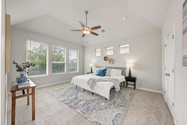 284 Everglade DR, Buda, TX 78610