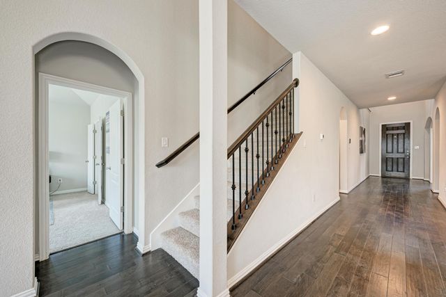284 Everglade DR, Buda, TX 78610