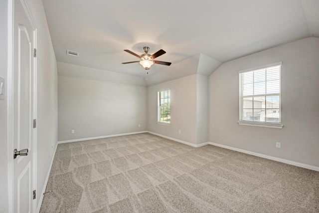 284 Everglade DR, Buda, TX 78610