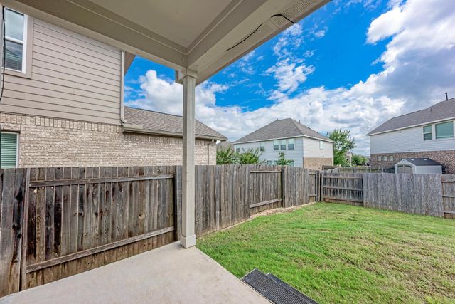 284 Everglade DR, Buda, TX 78610