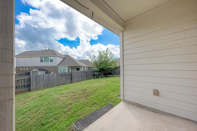 284 Everglade DR, Buda, TX 78610