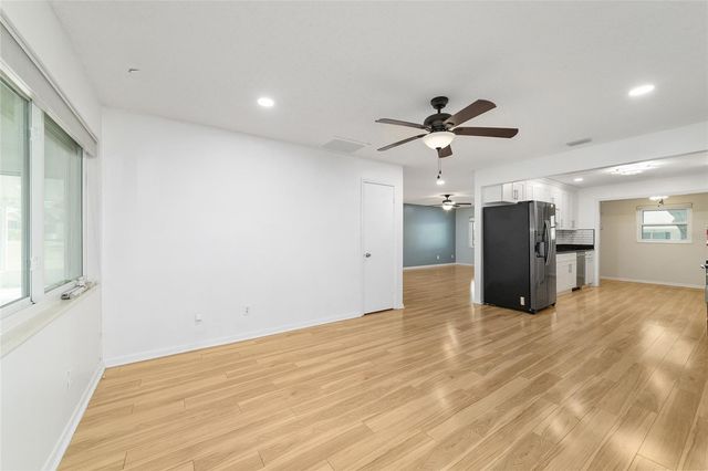 8877 SW 96TH STREET D, Ocala, FL 34481