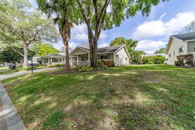 8877 SW 96TH STREET D, Ocala, FL 34481