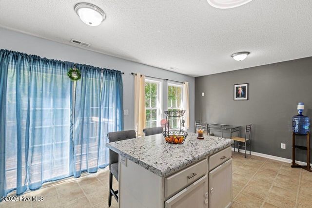 136 Constitution Avenue, Jacksonville, NC 28540