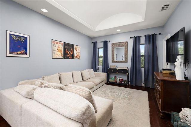 6907 Vista Bonita Drive, Edinburg, TX 78542