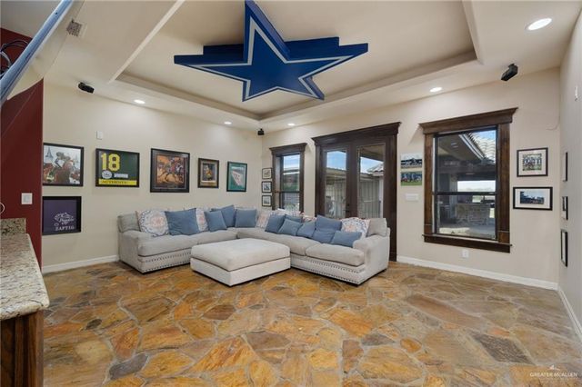 6907 Vista Bonita Drive, Edinburg, TX 78542