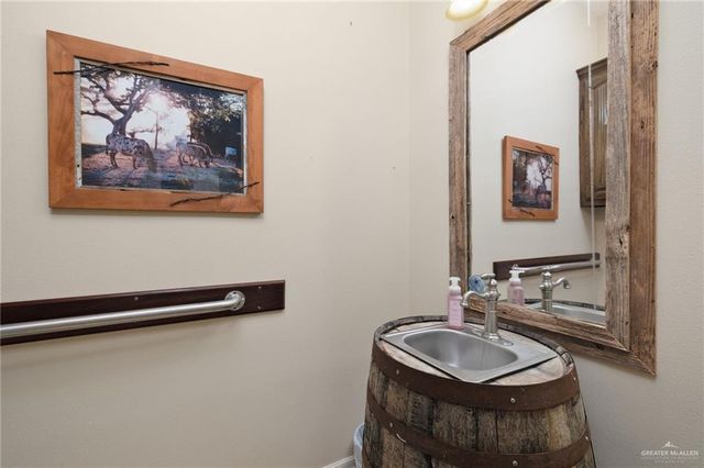 6907 Vista Bonita Drive, Edinburg, TX 78542