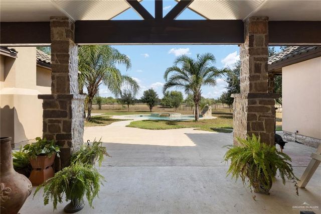 6907 Vista Bonita Drive, Edinburg, TX 78542