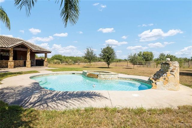 6907 Vista Bonita Drive, Edinburg, TX 78542