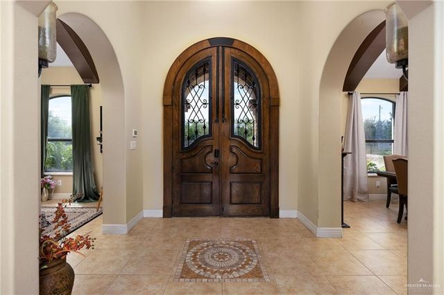 6907 Vista Bonita Drive, Edinburg, TX 78542