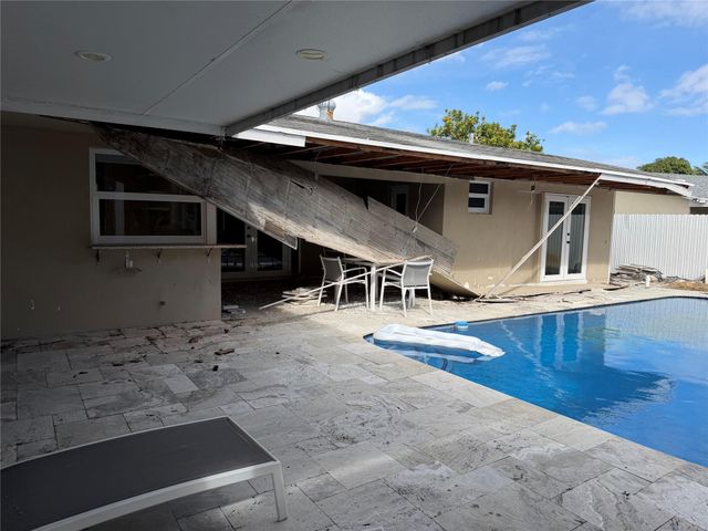 4560 NW 6th Ct, Plantation, FL 33317