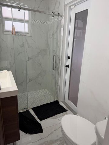 4560 NW 6th Ct, Plantation, FL 33317