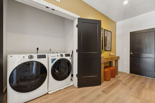 303 31st Ave N Apt 417, Nashville, TN 37203