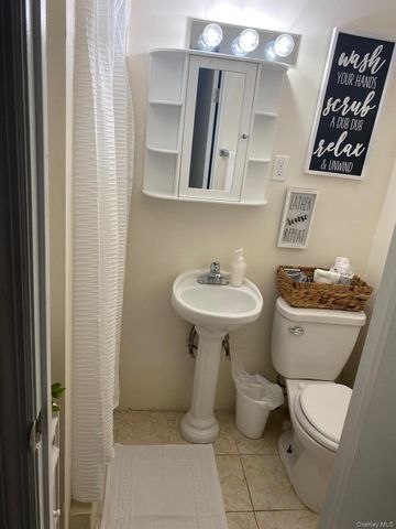 149-65 257 Street, Rosedale, NY 11422