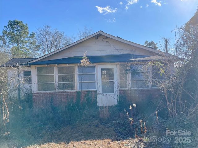 32 Tell Davidson Road, Chesterfield, SC 29709