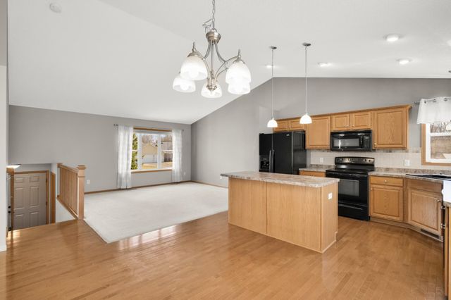 339 3rd Avenue NE, Lonsdale, MN 55046