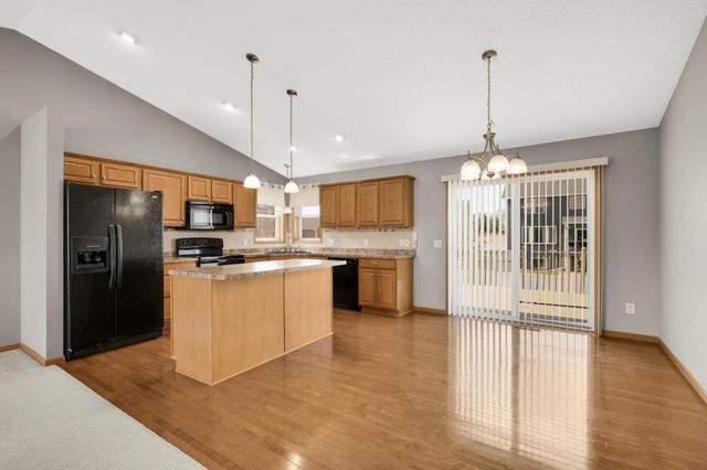 339 3rd Avenue NE, Lonsdale, MN 55046