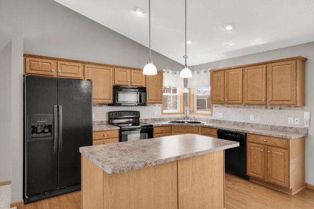 339 3rd Avenue NE, Lonsdale, MN 55046