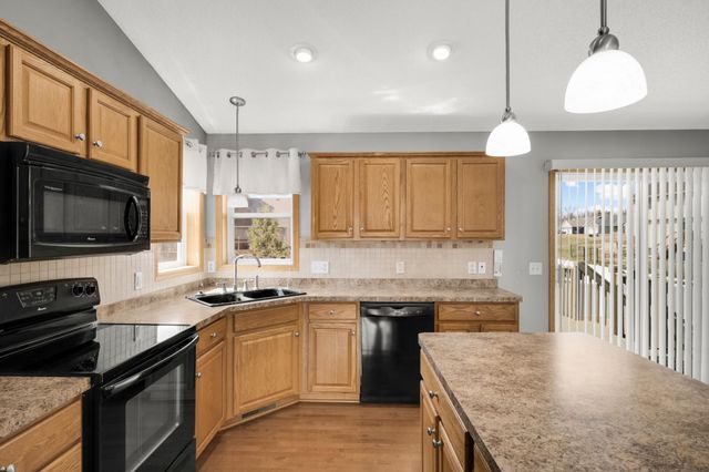 339 3rd Avenue NE, Lonsdale, MN 55046