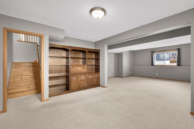 339 3rd Avenue NE, Lonsdale, MN 55046