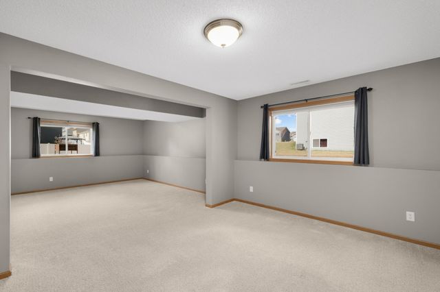 339 3rd Avenue NE, Lonsdale, MN 55046