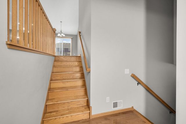 339 3rd Avenue NE, Lonsdale, MN 55046