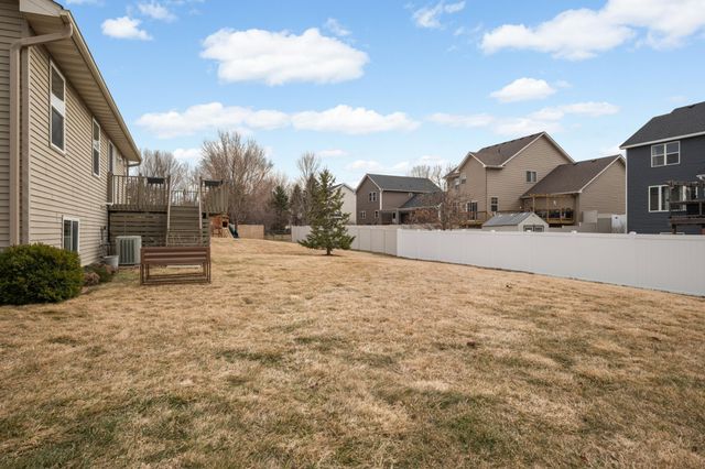 339 3rd Avenue NE, Lonsdale, MN 55046