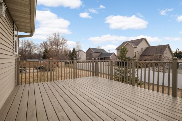 339 3rd Avenue NE, Lonsdale, MN 55046