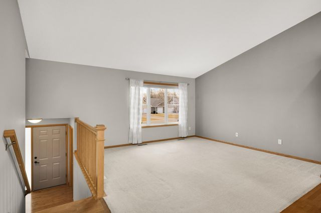 339 3rd Avenue NE, Lonsdale, MN 55046