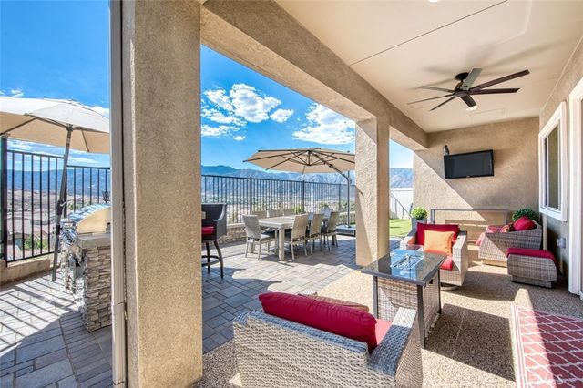 11865 Wandering Way, Corona, CA 92883