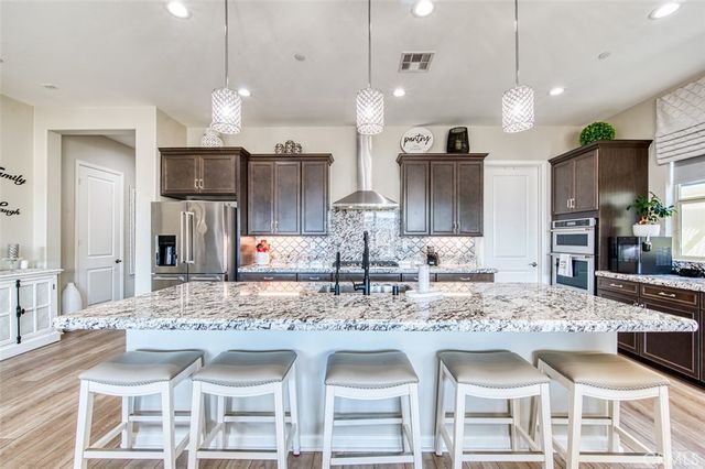 11865 Wandering Way, Corona, CA 92883