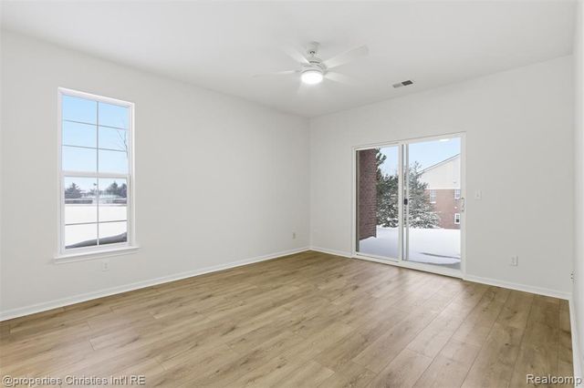 1804 Flagstone Circle, Rochester, MI 48307