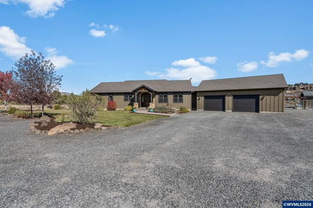 4685 SW Trout Rd, Terrebonne, OR 97760