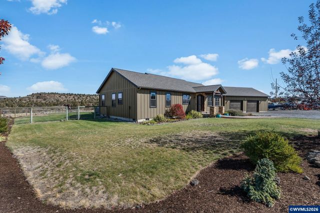 4685 SW Trout Rd, Terrebonne, OR 97760