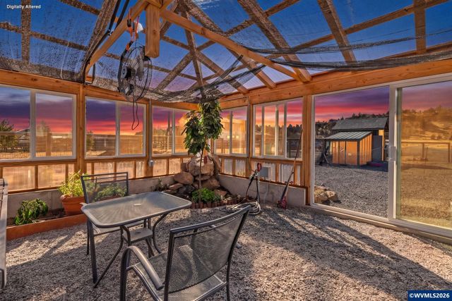 4685 SW Trout Rd, Terrebonne, OR 97760