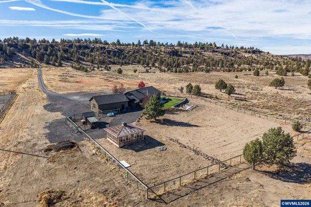 4685 SW Trout Rd, Terrebonne, OR 97760